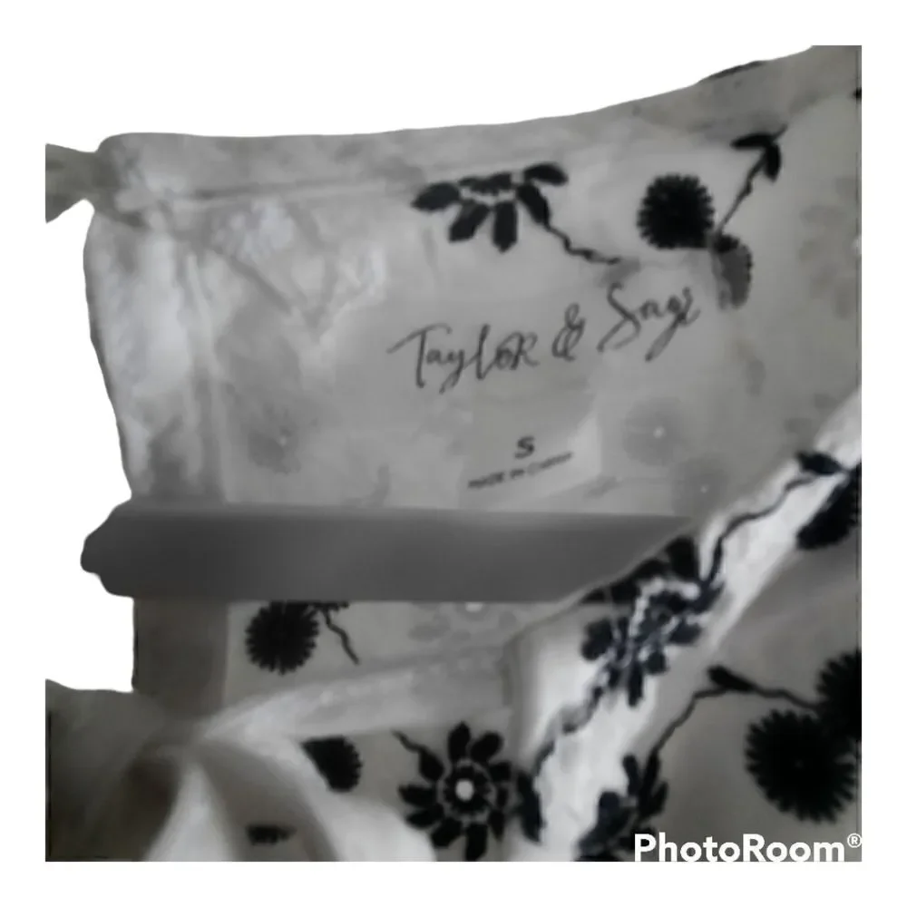 Taylor & Sage Floral Embroidered Lace Sleeveless Blouse Tank Top